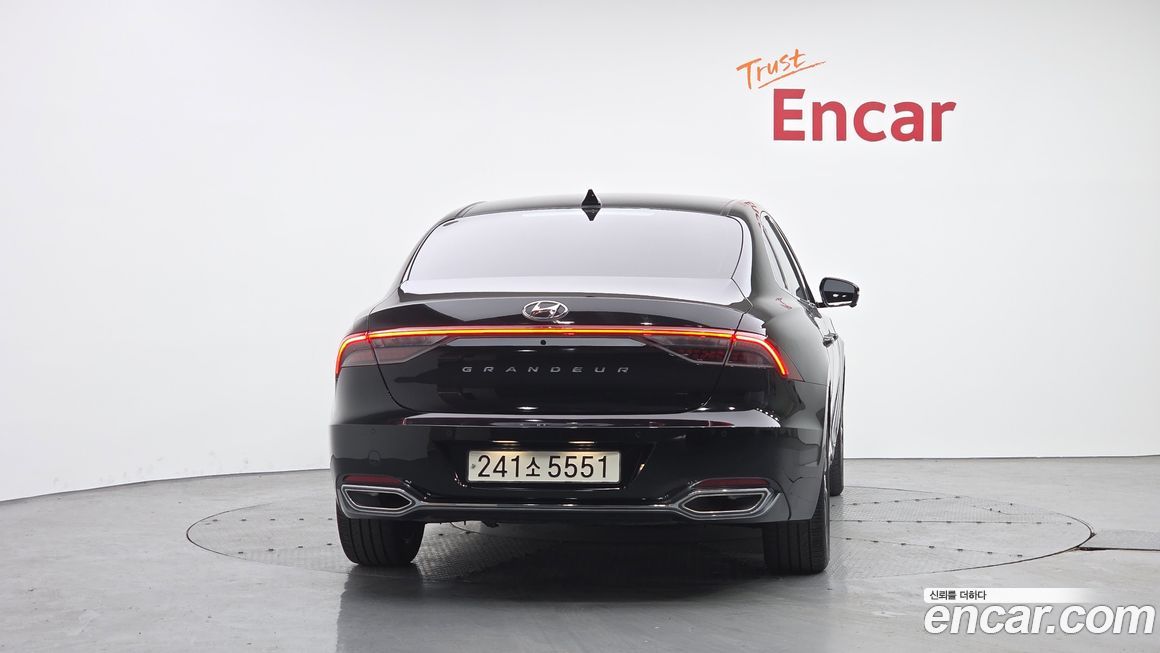 Hyundai Grandeur 2022