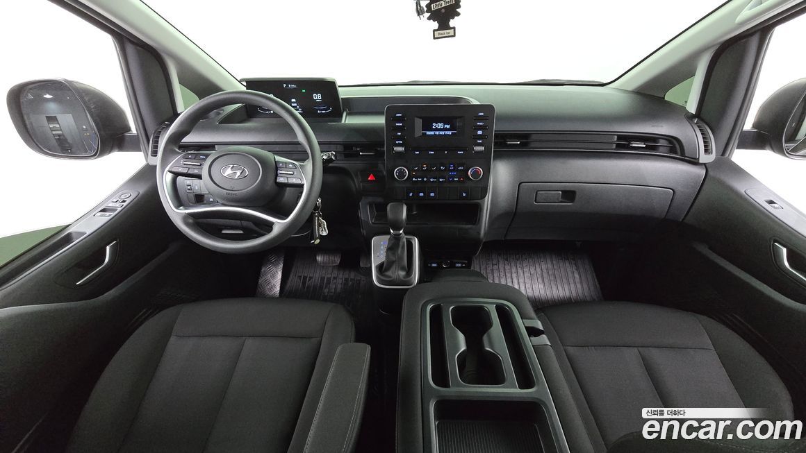 Hyundai Staria 2023