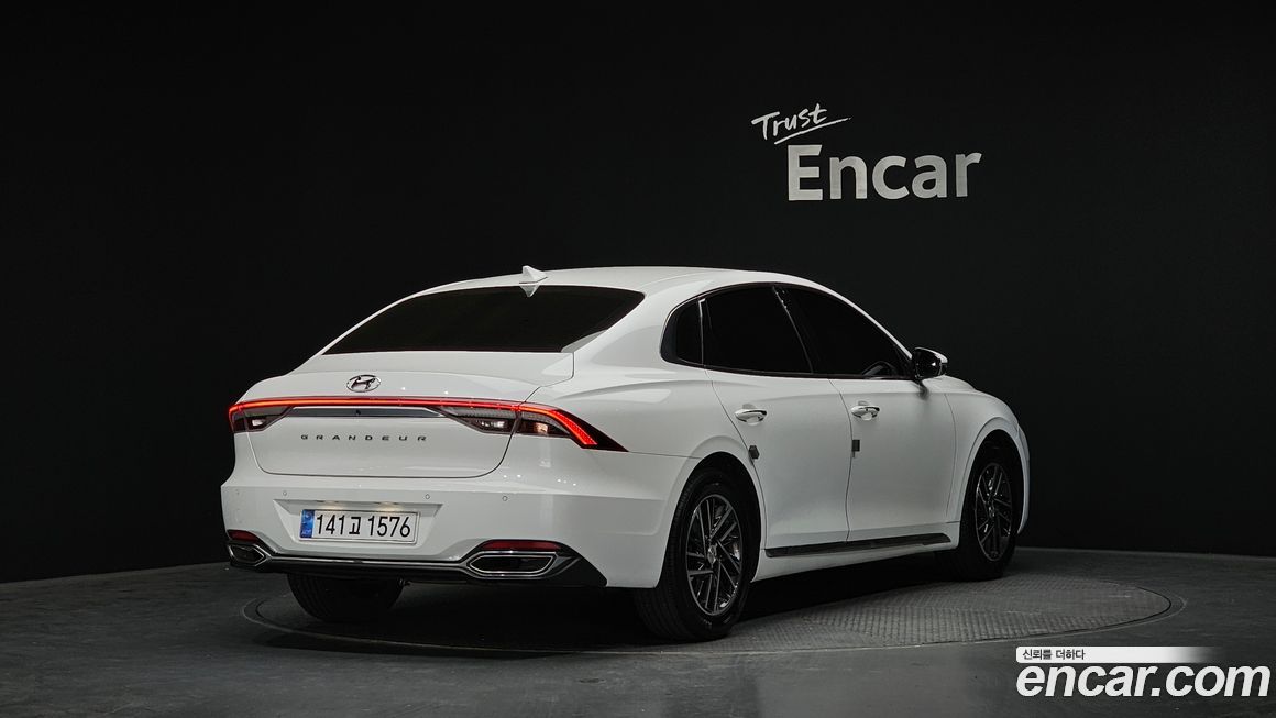 Hyundai Grandeur 2022