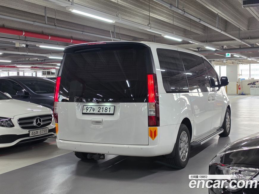 Hyundai Staria 2022