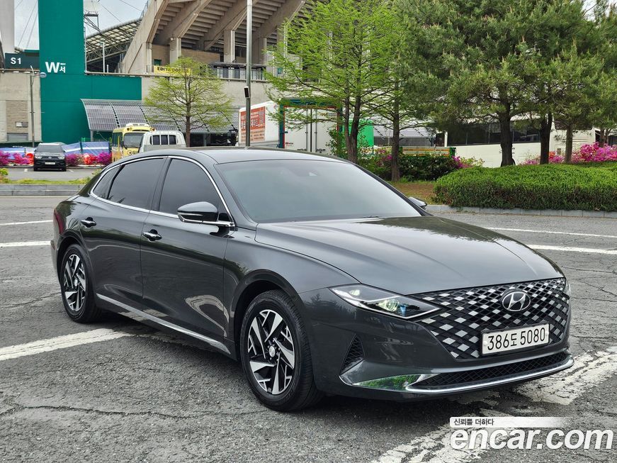 Hyundai Grandeur 2021