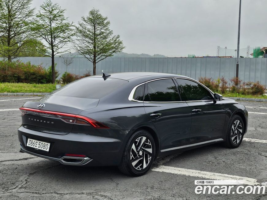 Hyundai Grandeur 2021