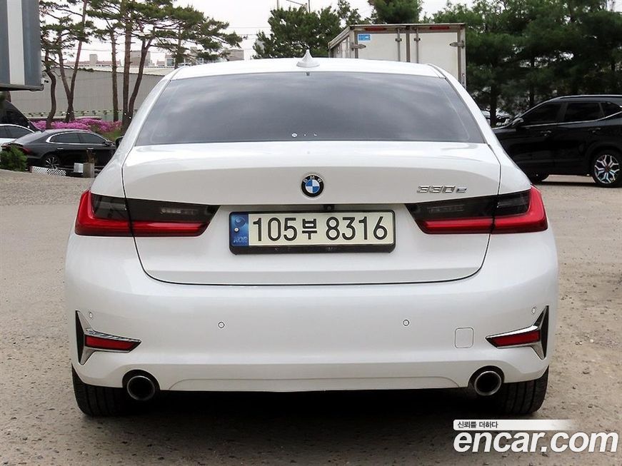 BMW 3-Series 2021