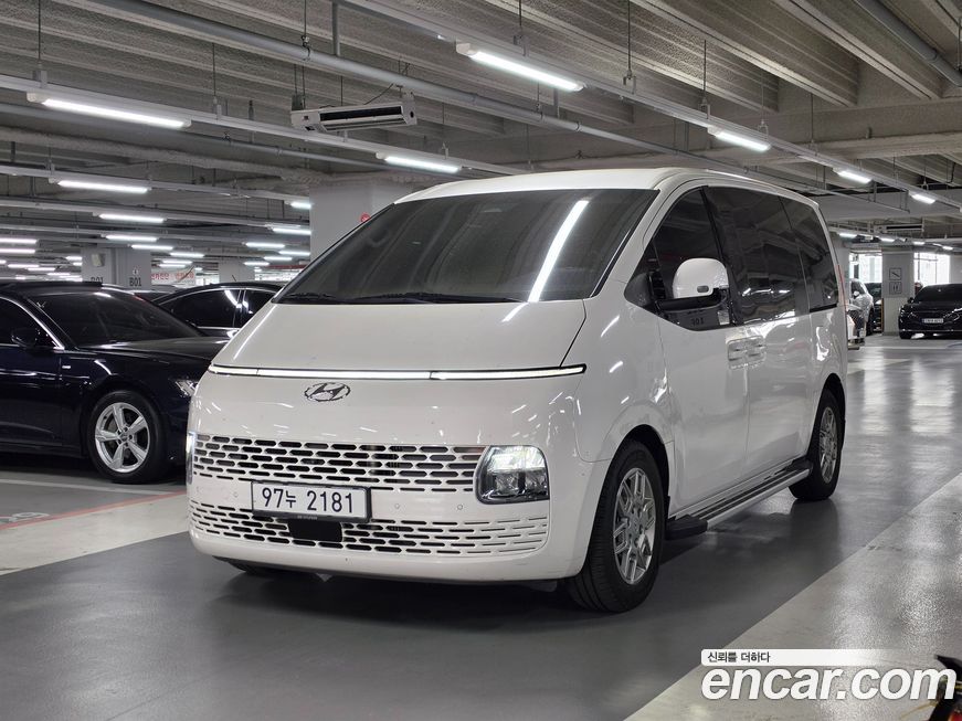 Hyundai Staria 2022