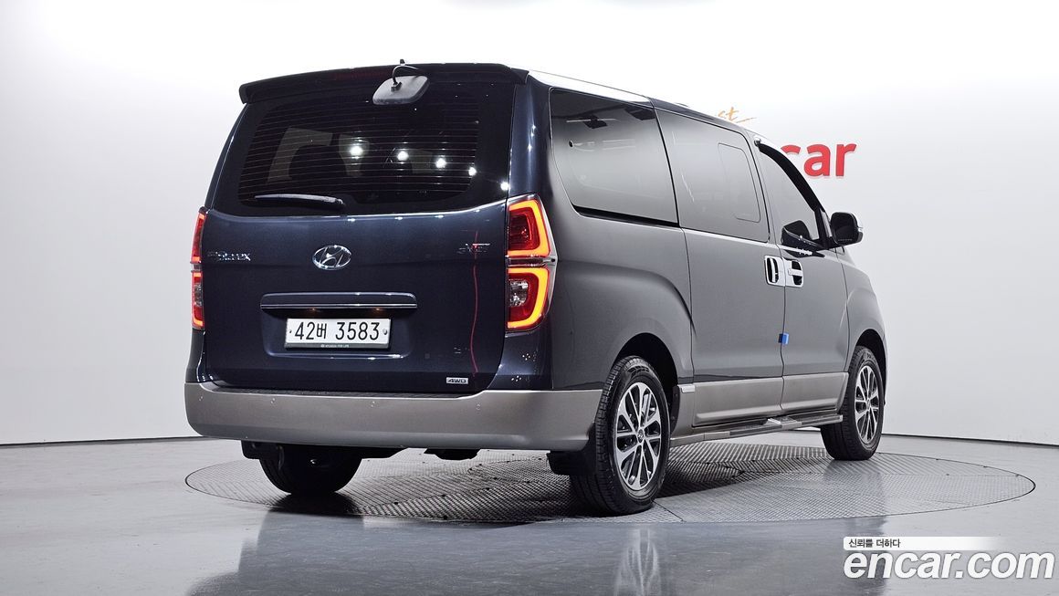 Hyundai Starex 2019