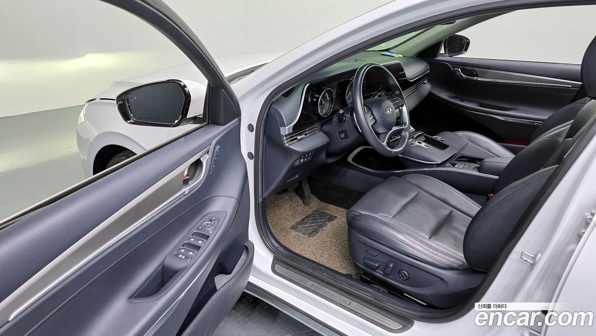 Hyundai Grandeur 2021