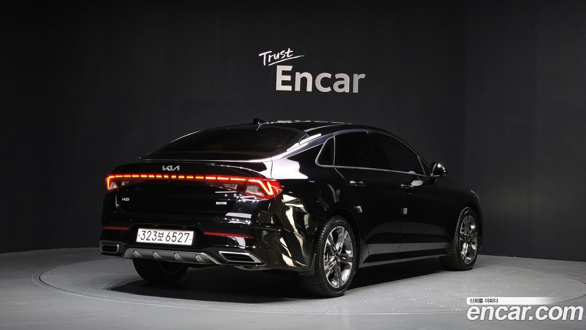 Kia K5 2023