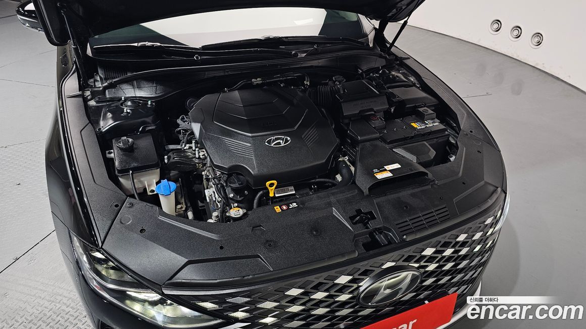 Hyundai Grandeur 2021