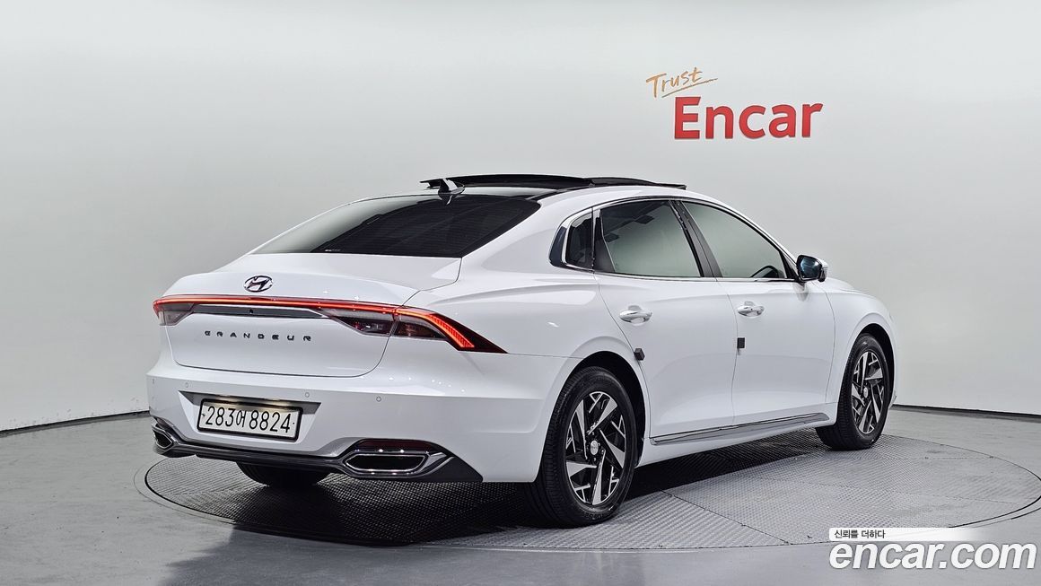 Hyundai Grandeur 2022
