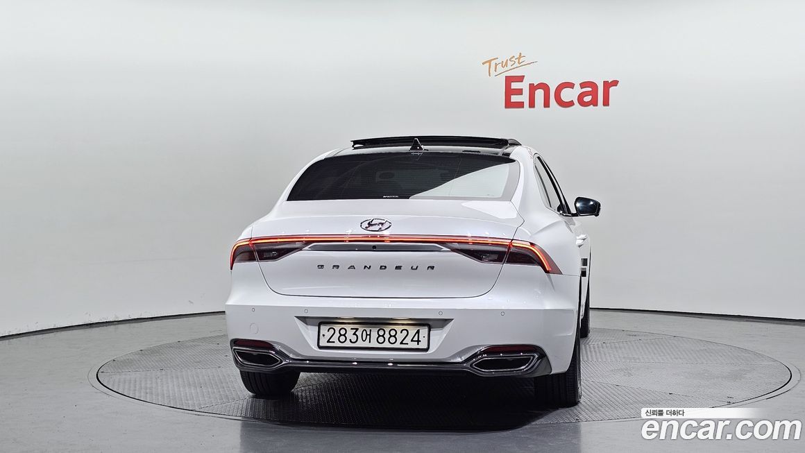 Hyundai Grandeur 2022