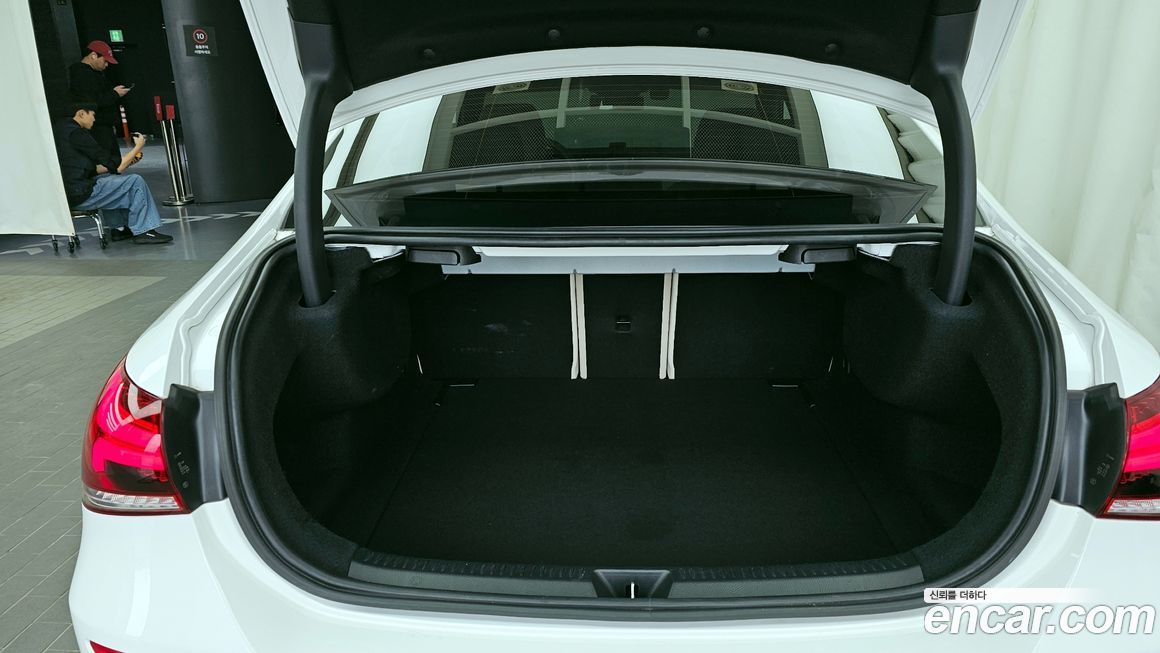 Mercedes-Benz A-Class 2022