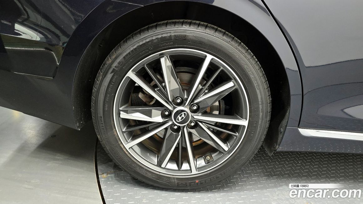 Hyundai Grandeur 2021