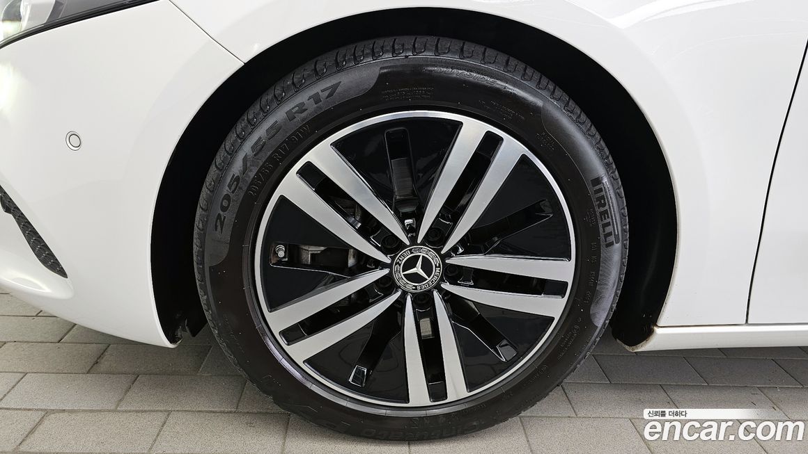 Mercedes-Benz A-Class 2022