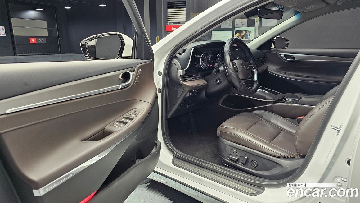 Hyundai Grandeur 2021