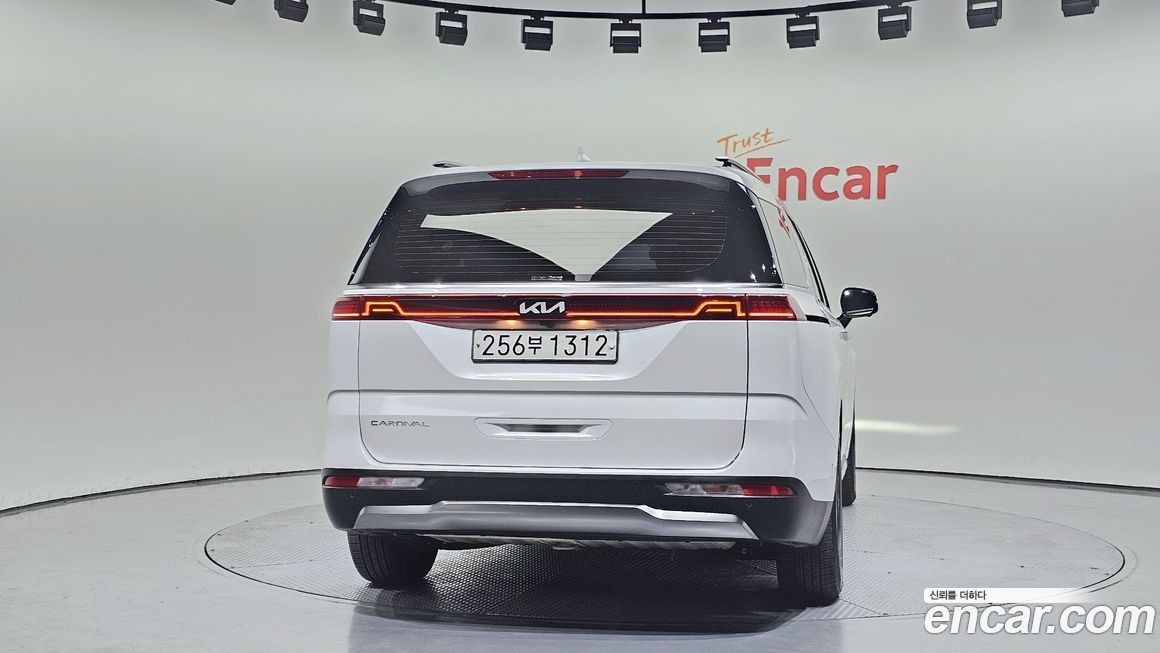 Kia Canival 2022