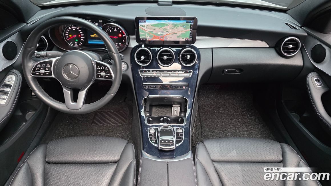 Mercedes-Benz C-Class 2020