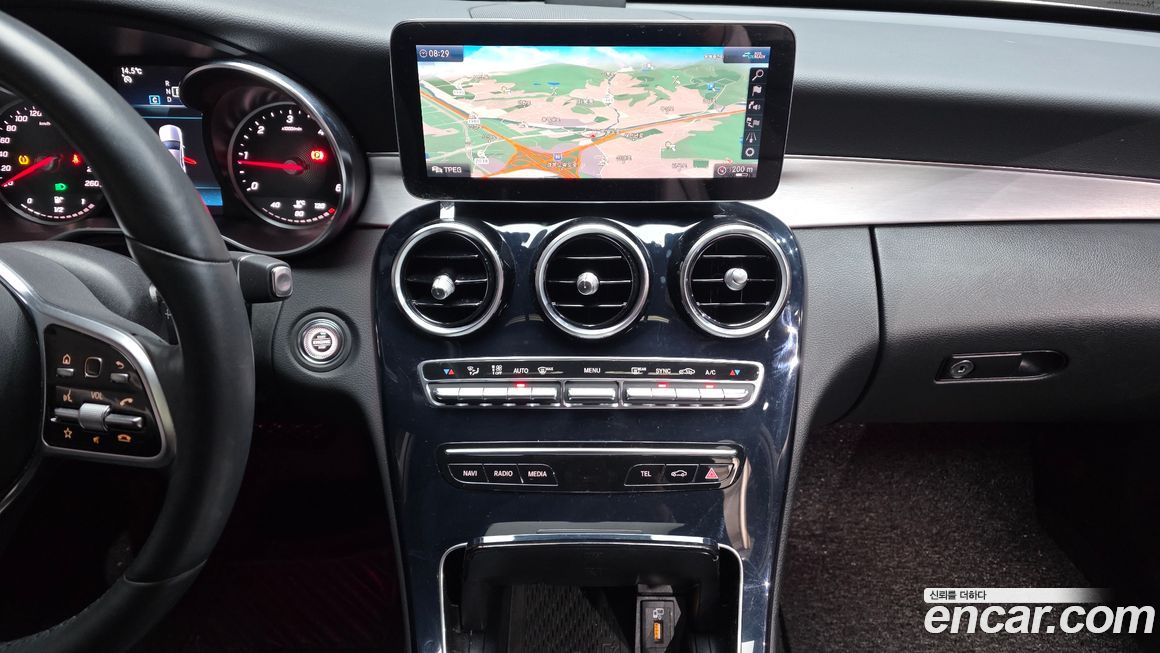 Mercedes-Benz C-Class 2020