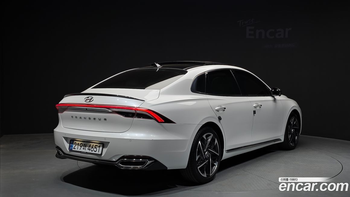 Hyundai Grandeur 2022