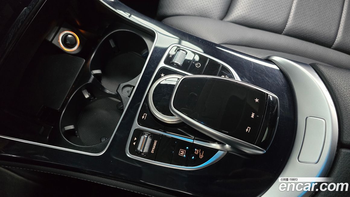 Mercedes-Benz GLC-Class 2019