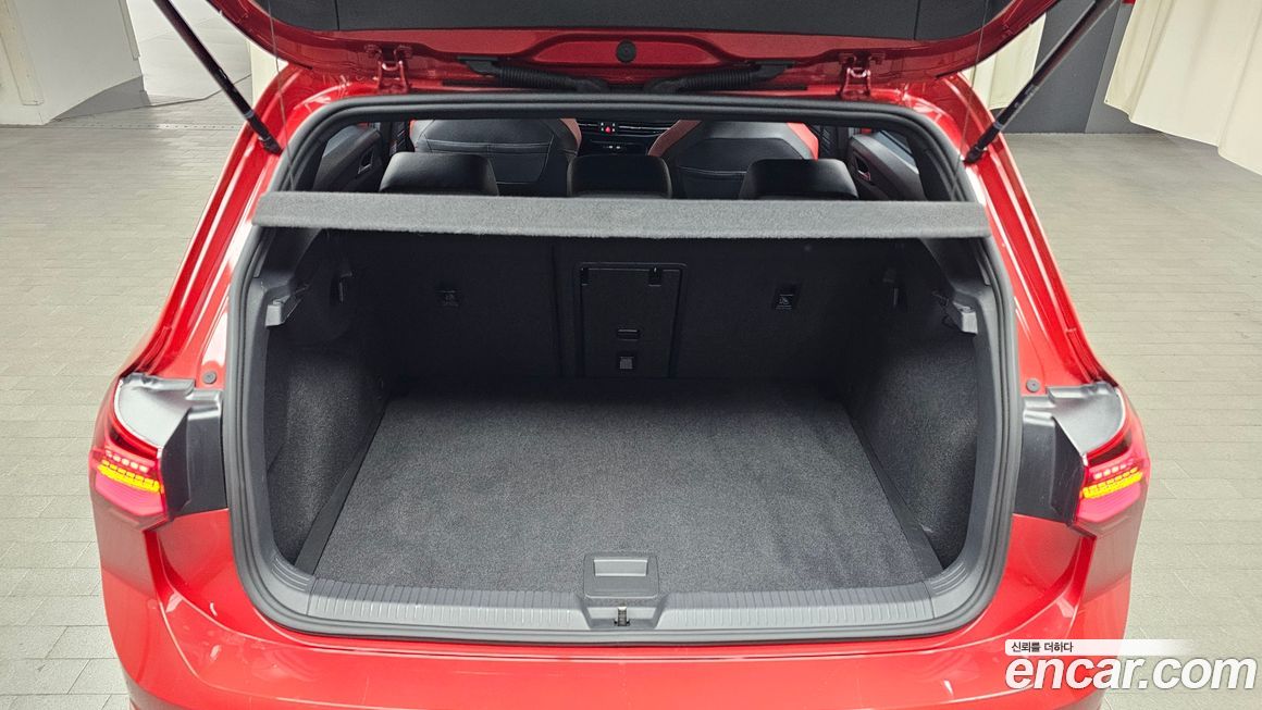 Volkswagen Golf 2023