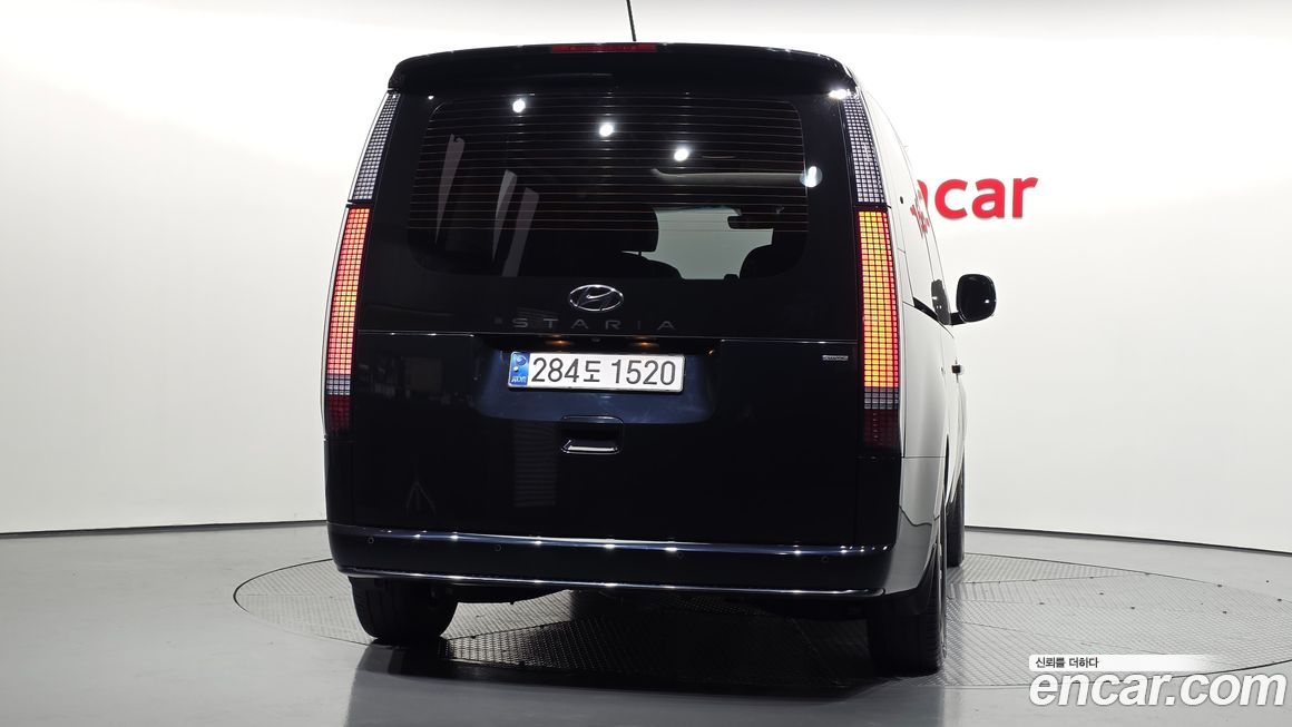 Hyundai Staria 2022