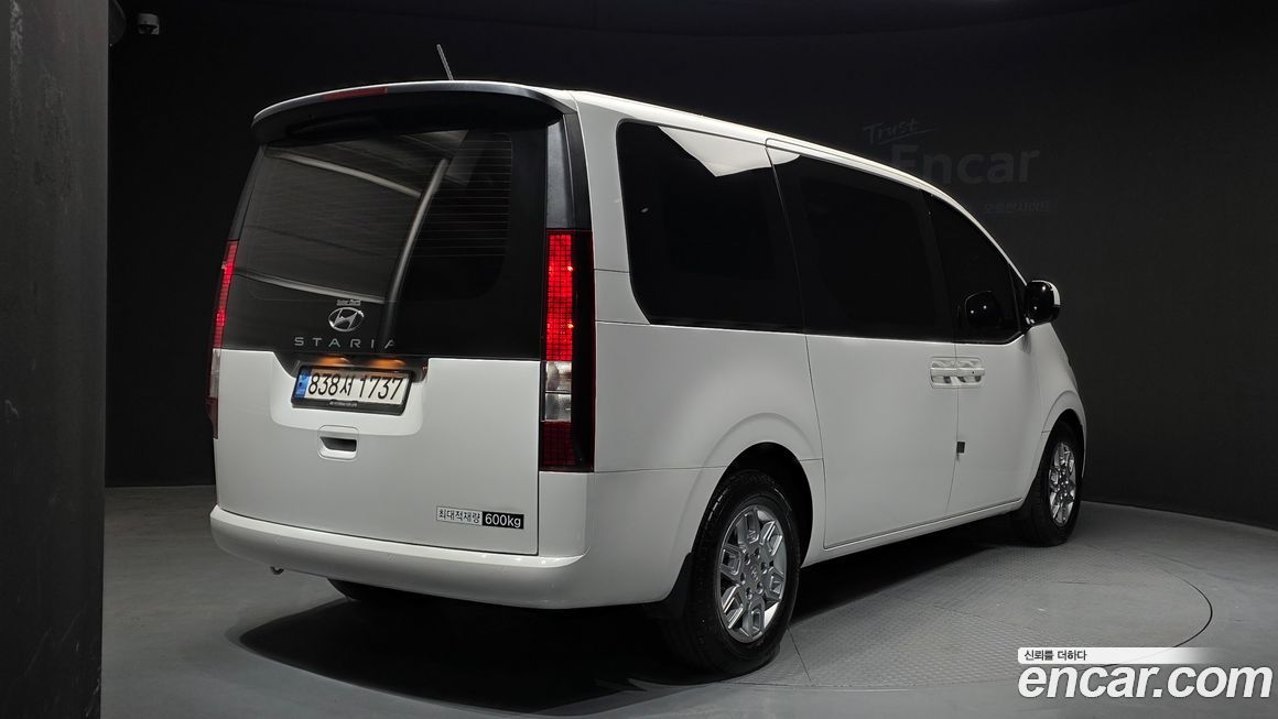 Hyundai Staria 2023