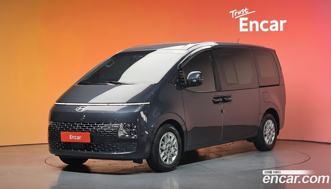 Hyundai Staria 2025