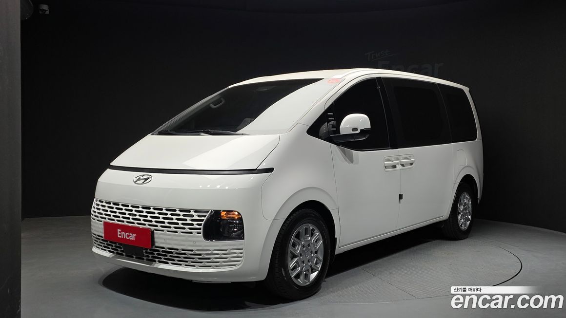 Hyundai Staria 2023