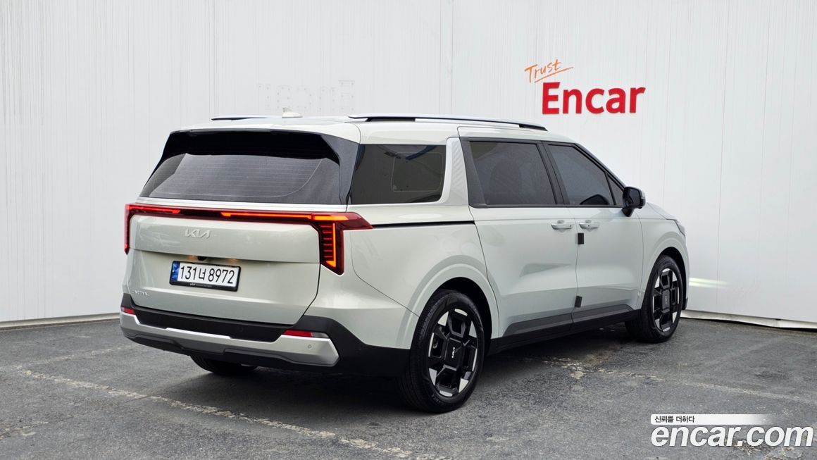 Kia Canival 2025