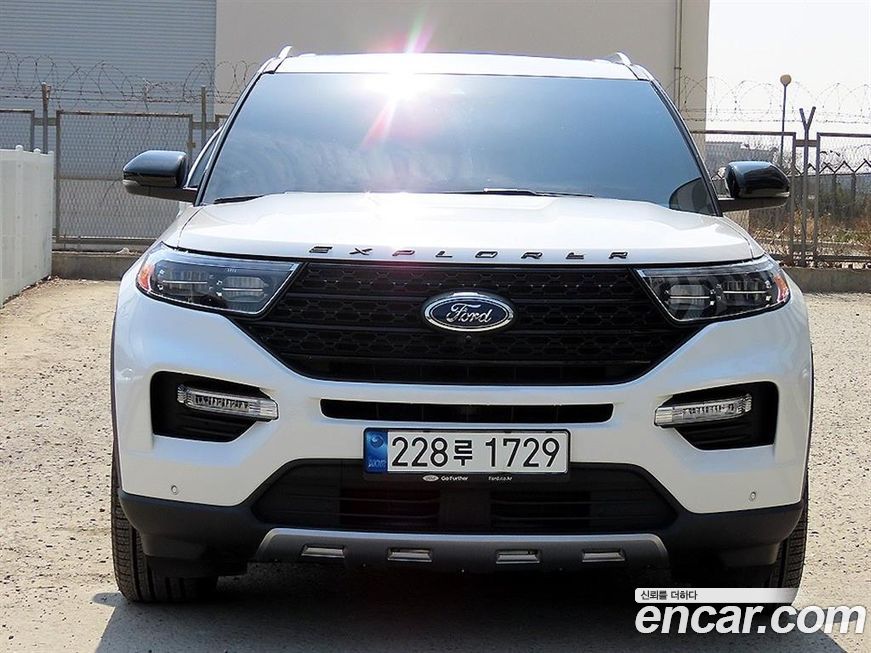 Ford Explorer 2022
