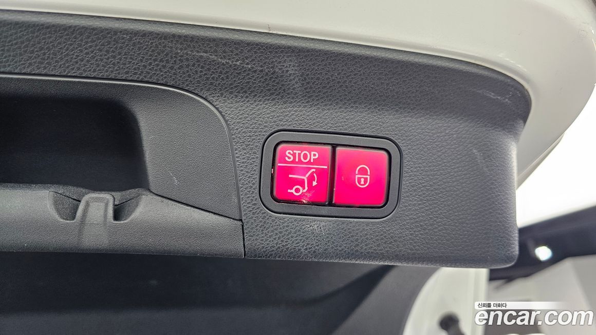 Mercedes-Benz GLC-Class 2022