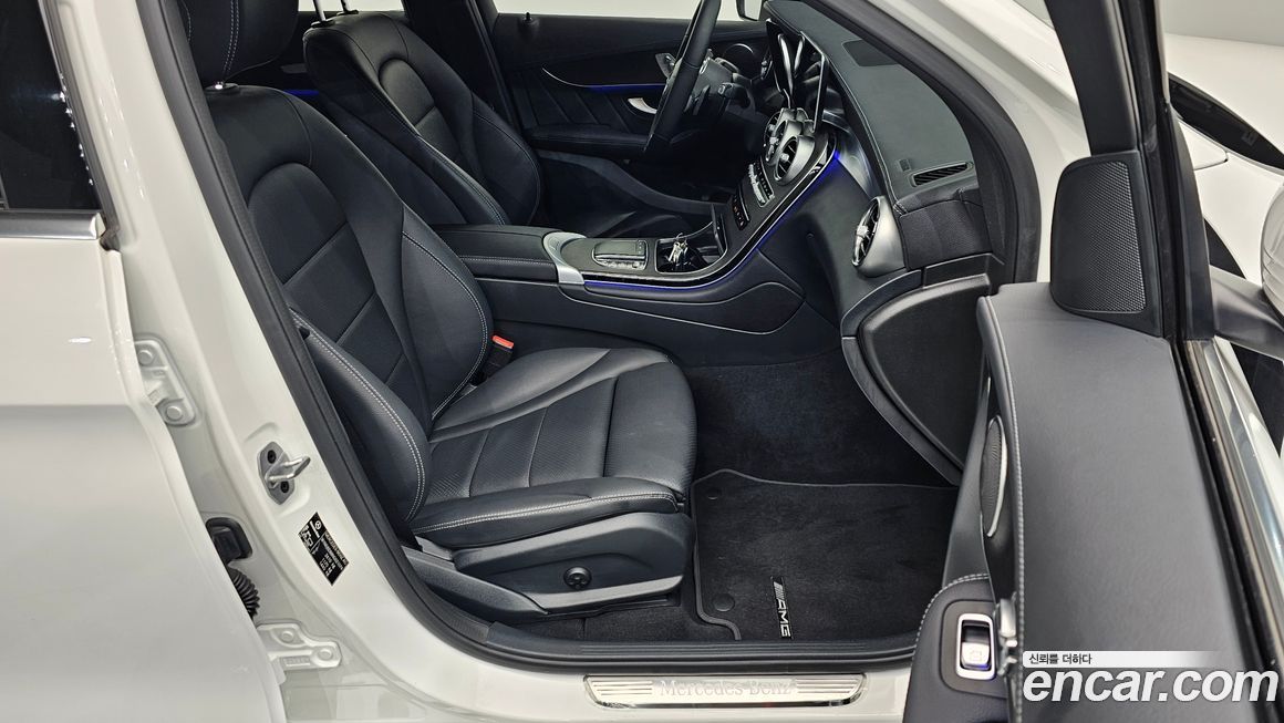 Mercedes-Benz GLC-Class 2022