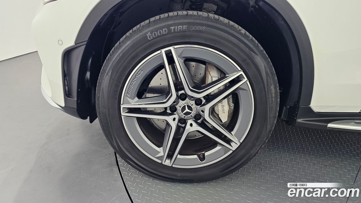 Mercedes-Benz GLC-Class 2022