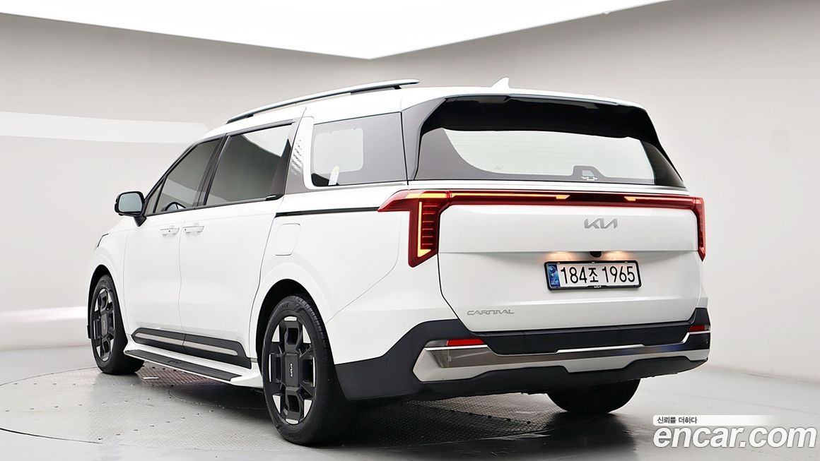 Kia Canival 2025