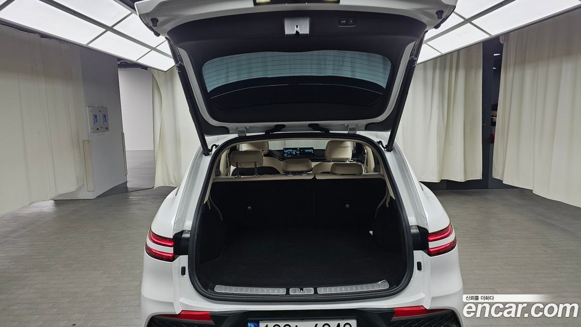 Genesis GV70 2023