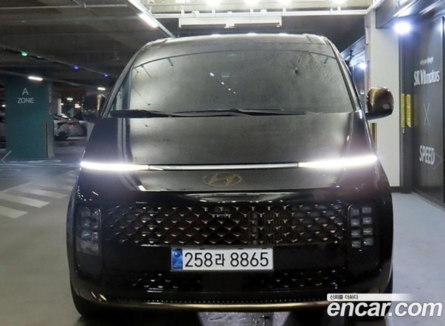 Hyundai Staria 2025
