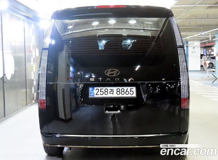Hyundai Staria 2025