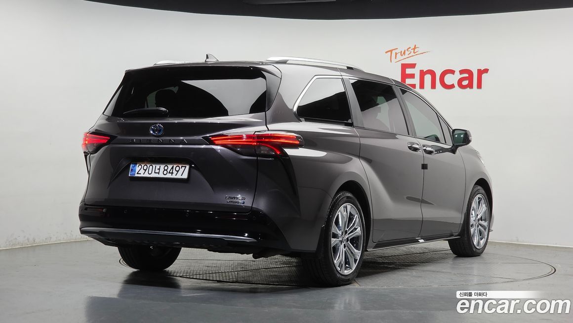 Toyota Sienna 2023