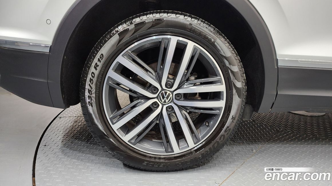 Volkswagen Tiguan 2021