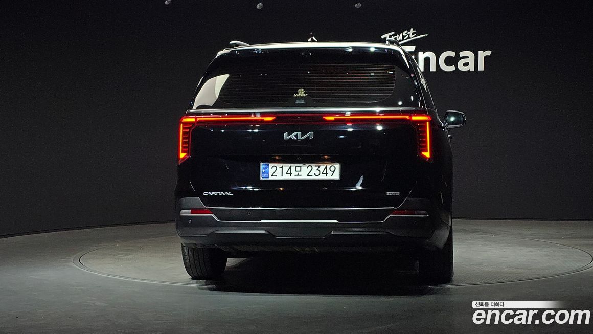 Kia Canival 2024