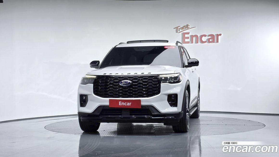 Ford Explorer 2025