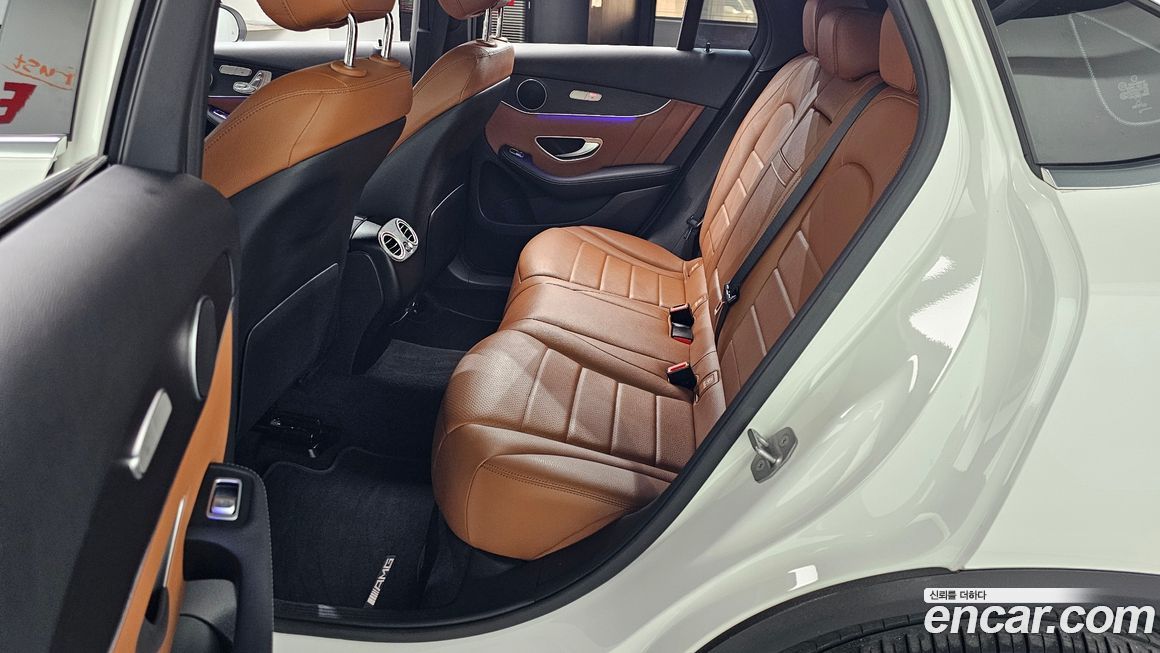 Mercedes-Benz GLC-Class 2021