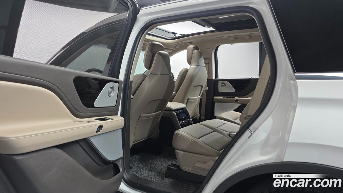 Lincoln Aviator 2023