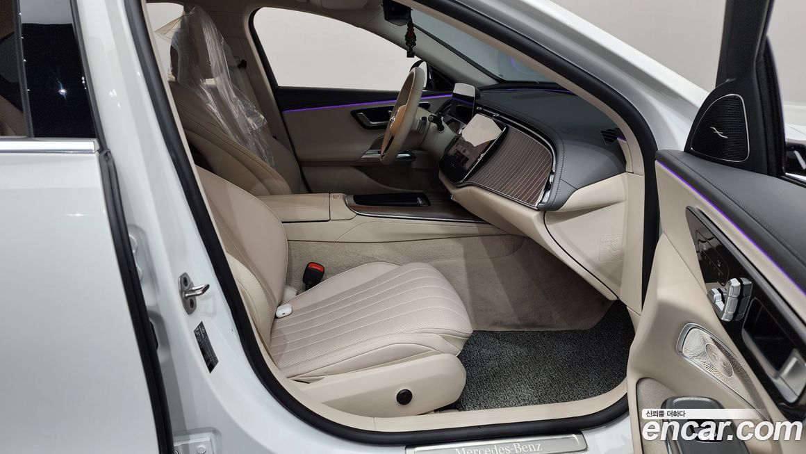 Mercedes-Benz E-Class 2025