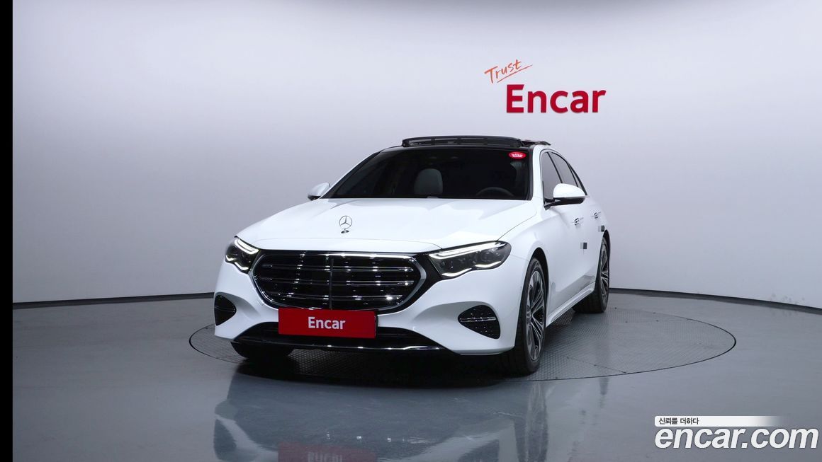 Mercedes-Benz E-Class 2025