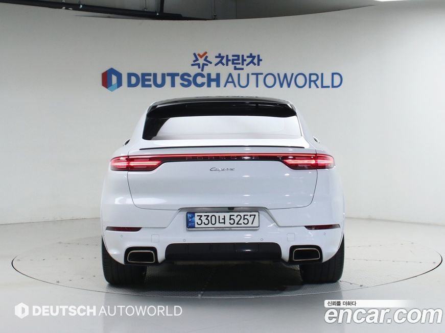 Porsche Cayenne 2021