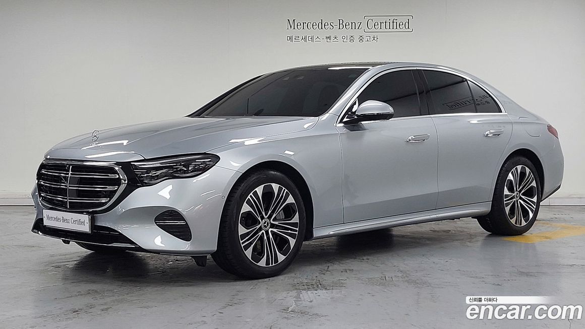 Mercedes-Benz E-Class 2025
