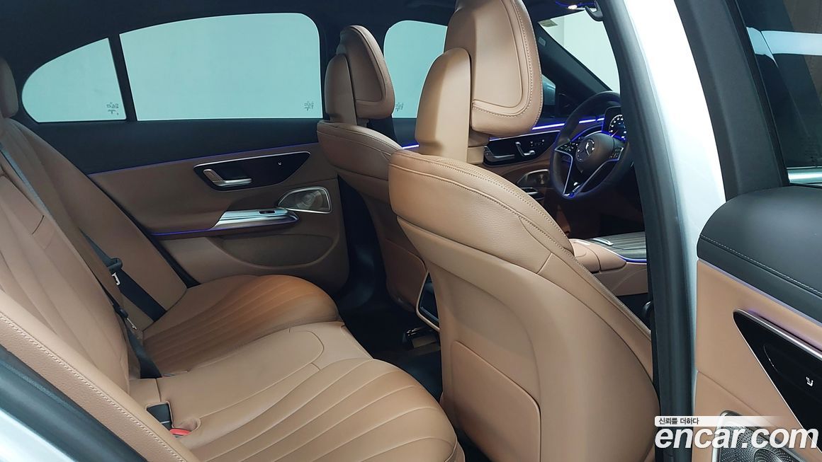 Mercedes-Benz E-Class 2025