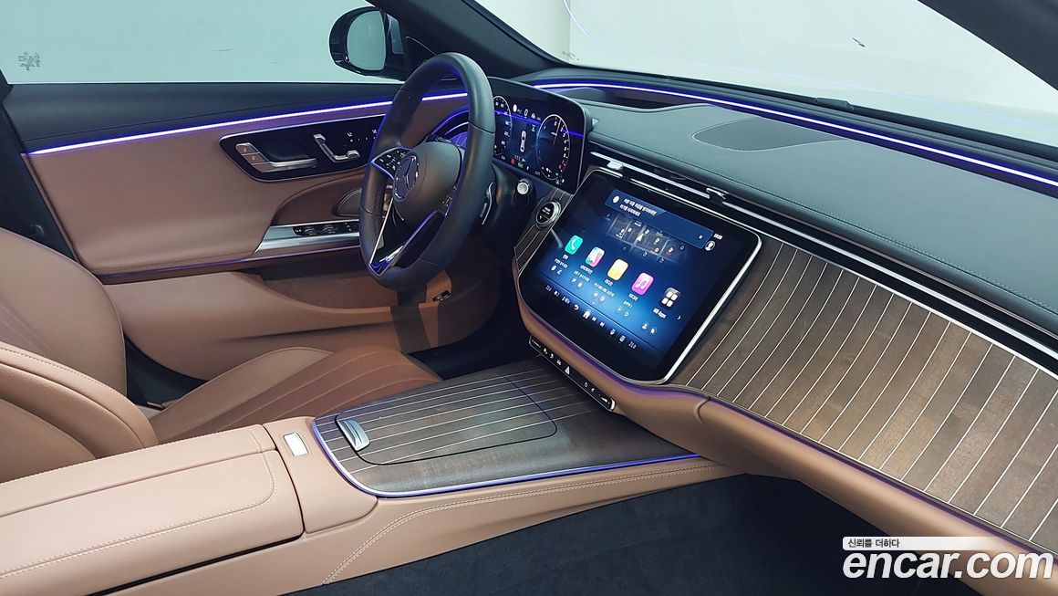 Mercedes-Benz E-Class 2025