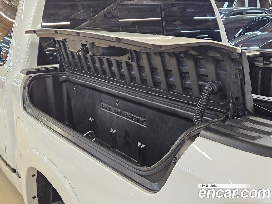 Dodge Ram Pick Up 2020